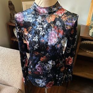 Carre Noir Floral Velvet Mock Turtleneck